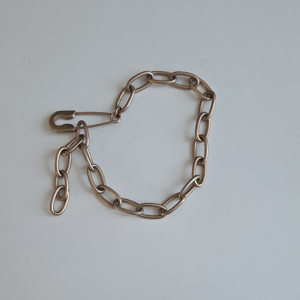 Elegant Silver Chain Bracelet